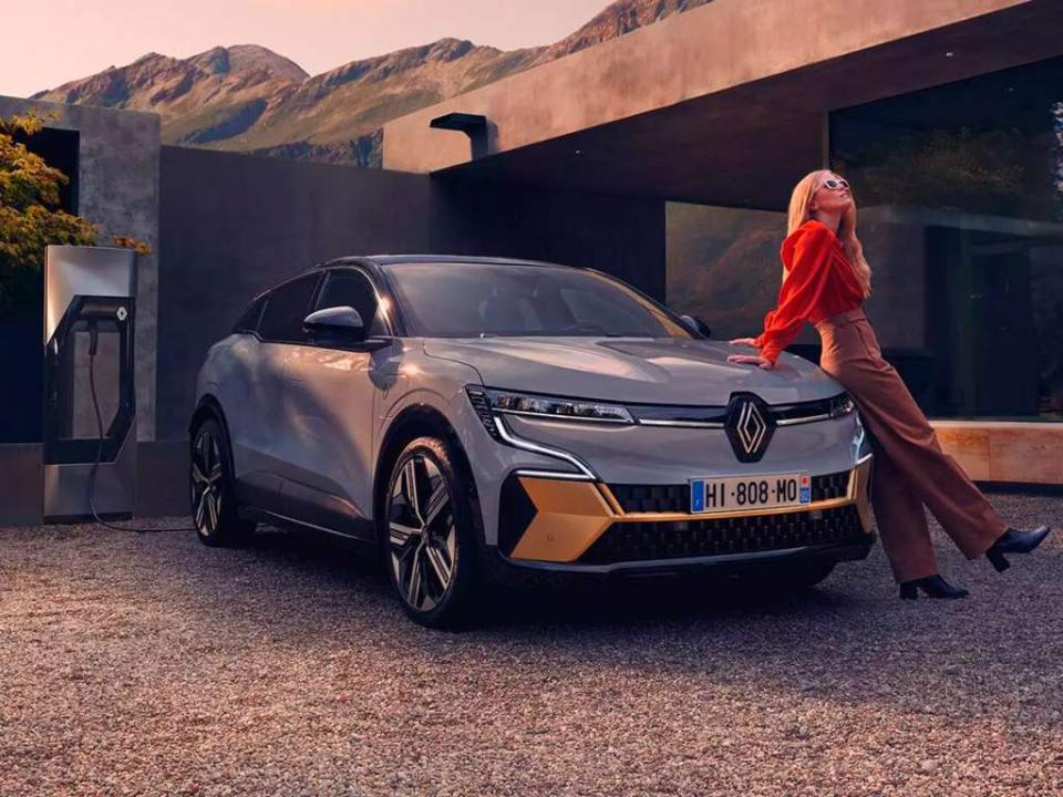 Renault Megane S.T. Techno TCe 103 kW (140CV) EDC GPF 2024