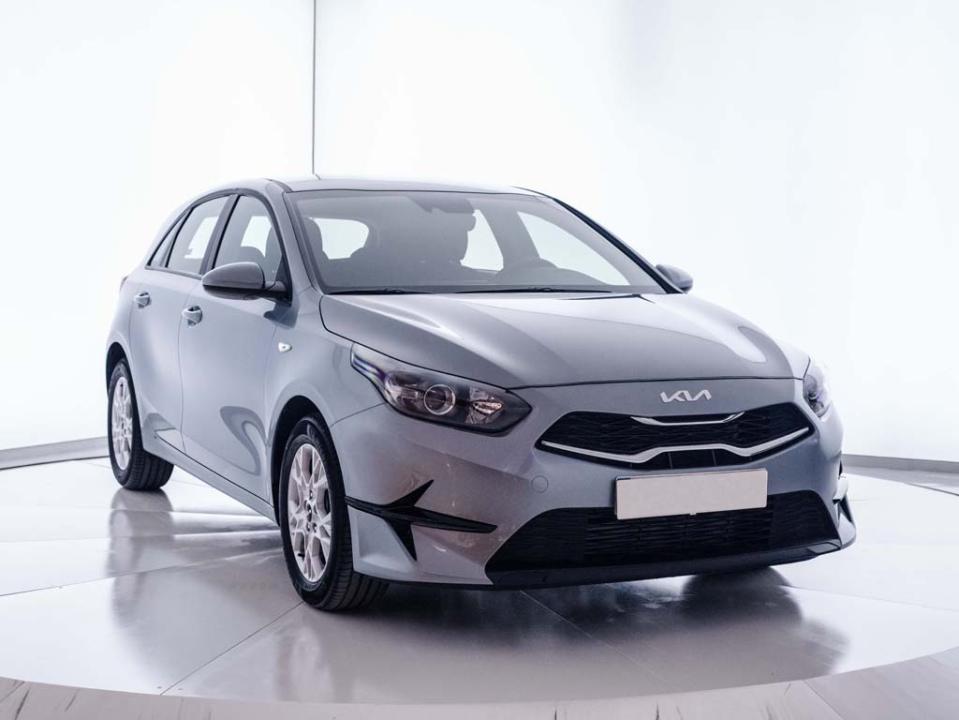 Kia Ceed 1.0 T-GDi 88kW (120CV) Concept 2023